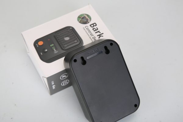 Rechargeable Ultrasonic Bark Control — 3-Level, IPX4, up to 32.8 ft (Black/Green) - Image 2